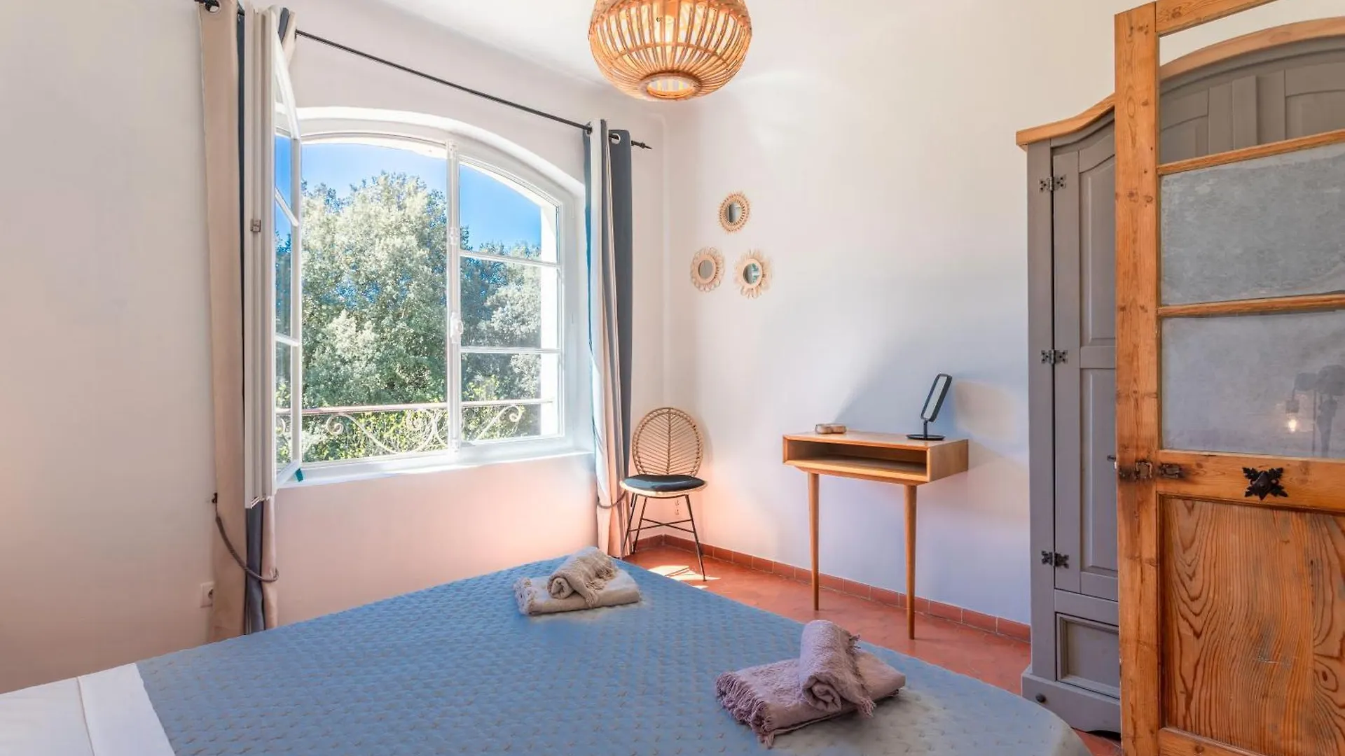Holiday home Mon Gite En Provence Avec Piscine Salernes France